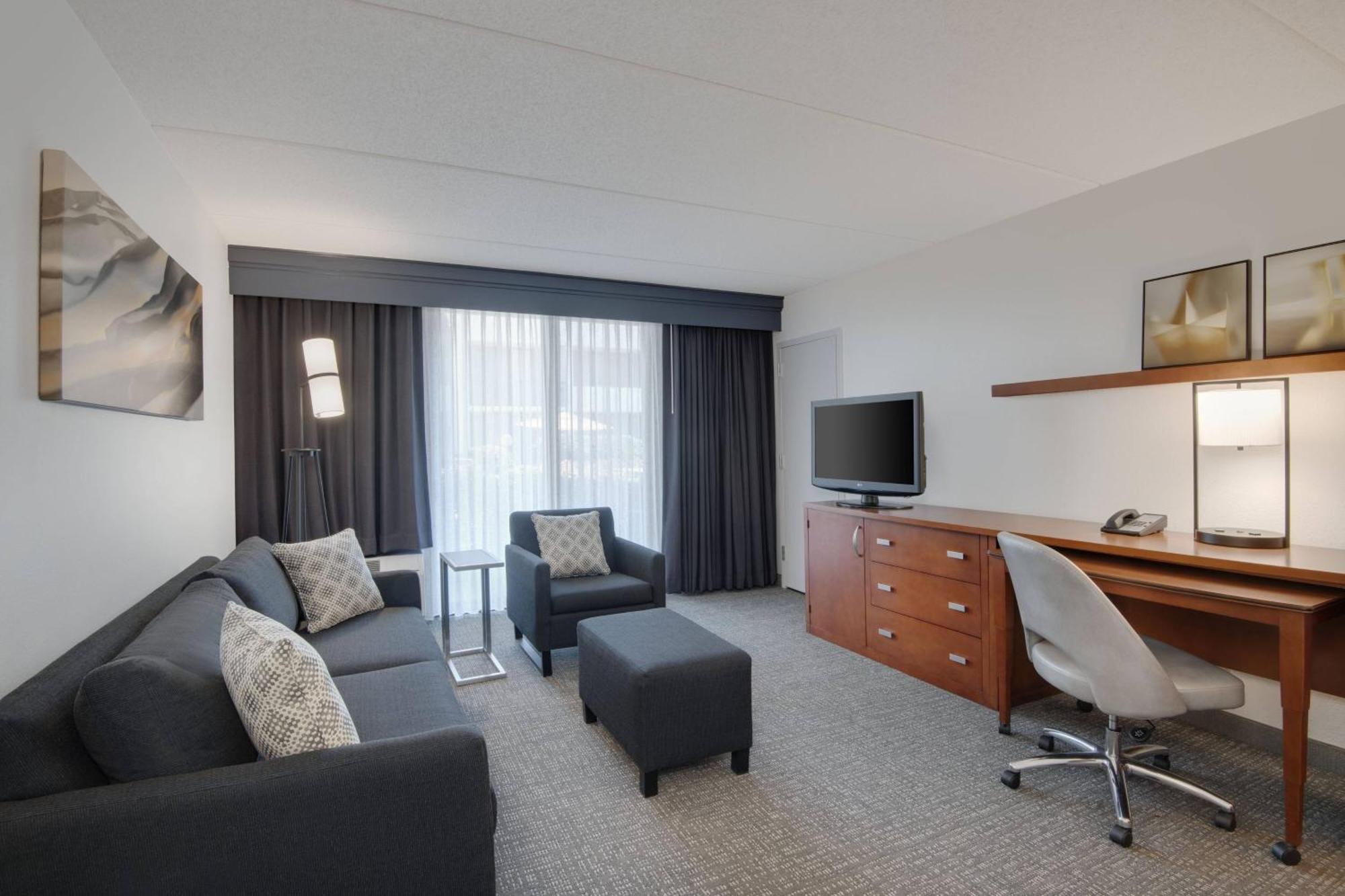 Готель Courtyard By Marriott Огаста Екстер'єр фото
